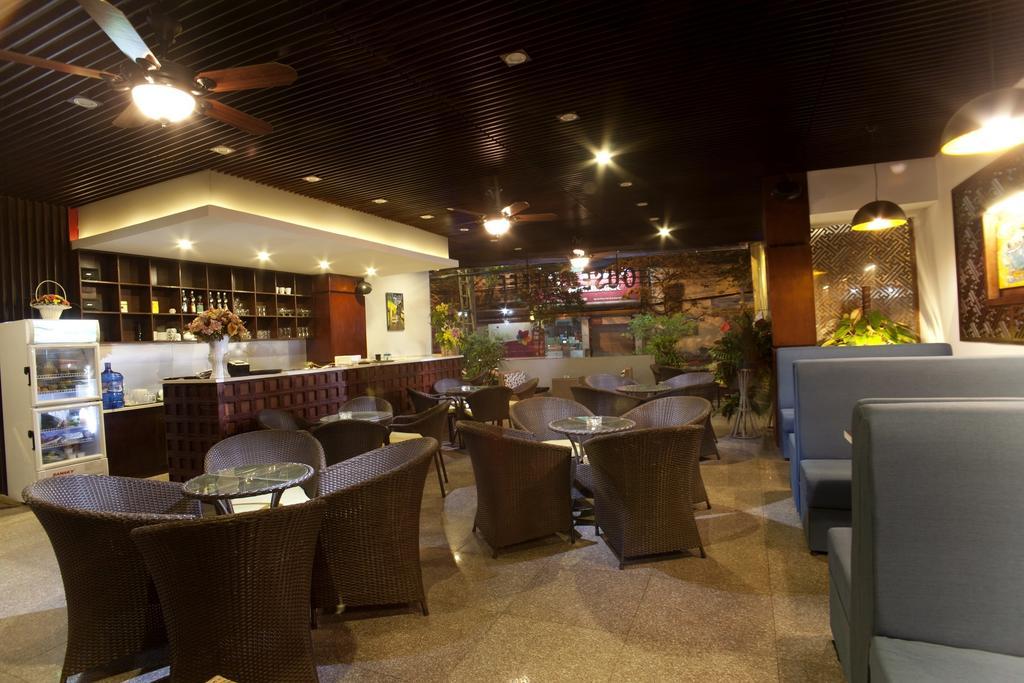 Hanoi Paragon - Dien Luc Hotel — Photos 3
